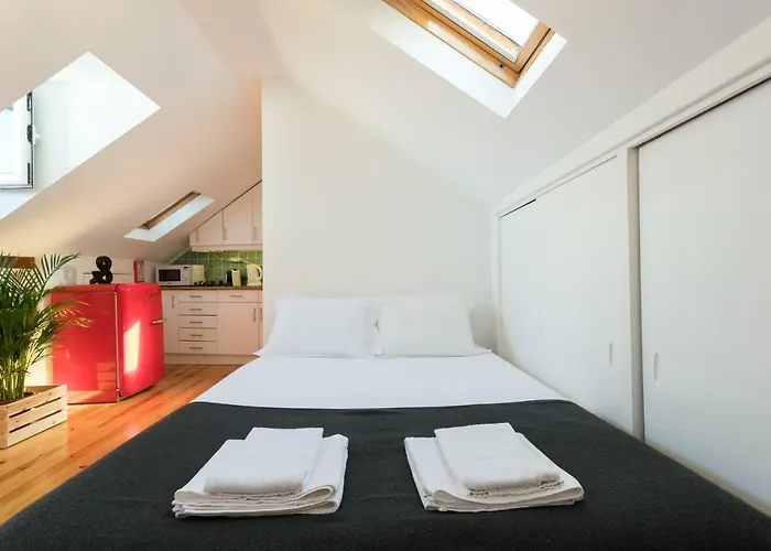 Casa Da Rua Taipas * Lisboa